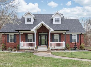 105 Chesapeake Trl, Coxs Creek, KY 40013