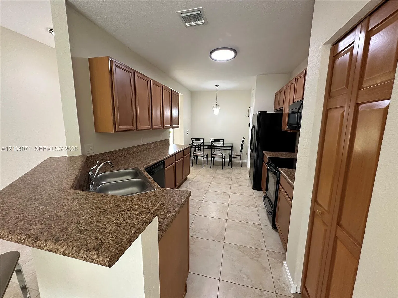 Rauls Place At Oasis — Photo 4