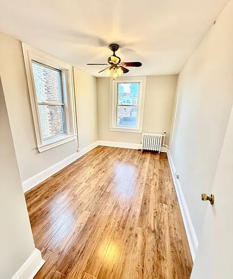 213 Hanover St #5 — Photo 4