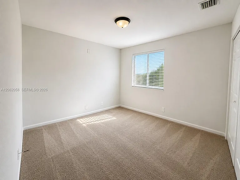 316 Conservation Dr — Photo 10