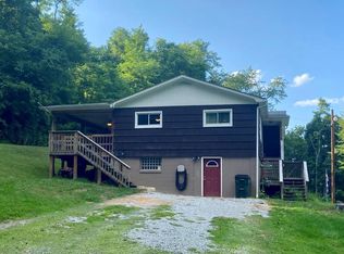 Woodland Heights Rd, Wheeling, WV 26003