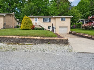 218 Woodlawn Dr, Trafford, PA, 15085