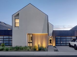 1324 E Pomelo Grove Ln, Phoenix, AZ 85014