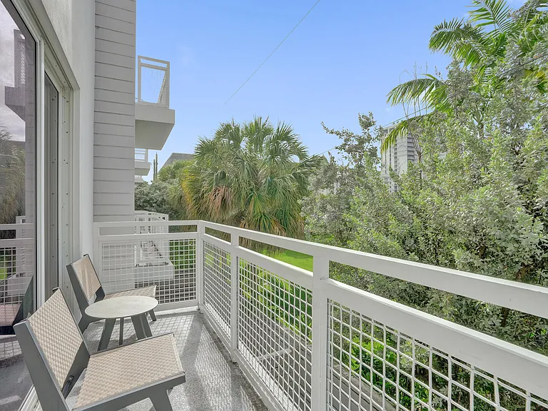 1347 N Ocean Blvd — Photo 16