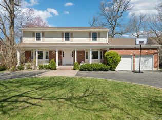 61 Arleigh Road, Great Neck, NY