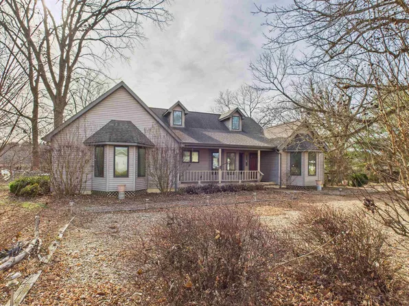 288 Valley Airport Dr, Cotter, AR 72626