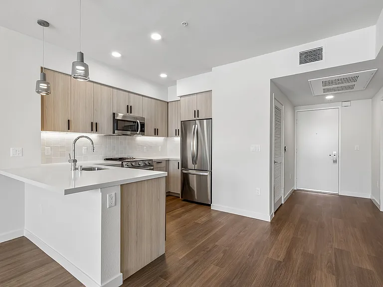 Maru Apartments — Photo 33