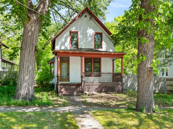 335 9th Ave S, Fargo, ND 58103