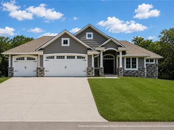 12215 S Eagle Crest Dr, Lees Summit, MO 64086