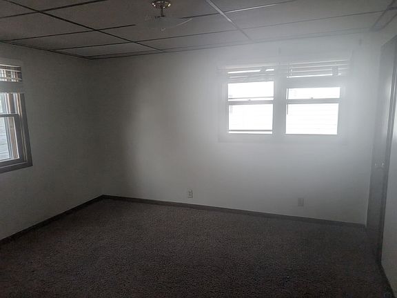 2nd image of 823 8th St