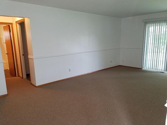 Living Room from entry