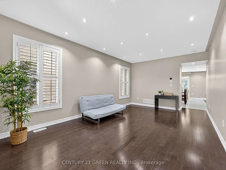 50 Bellcrest Rd — Photo 8