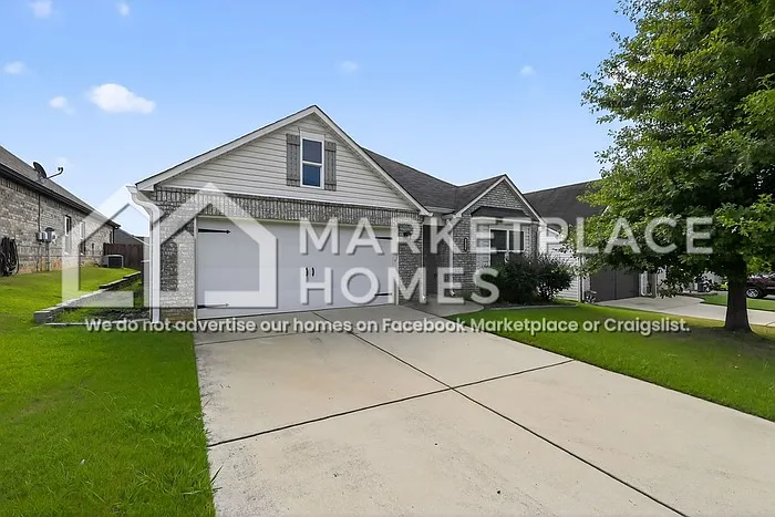 2758 Lily Cir — Photo 2