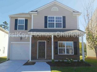 9208 Newfield St, Charlotte, NC 28216