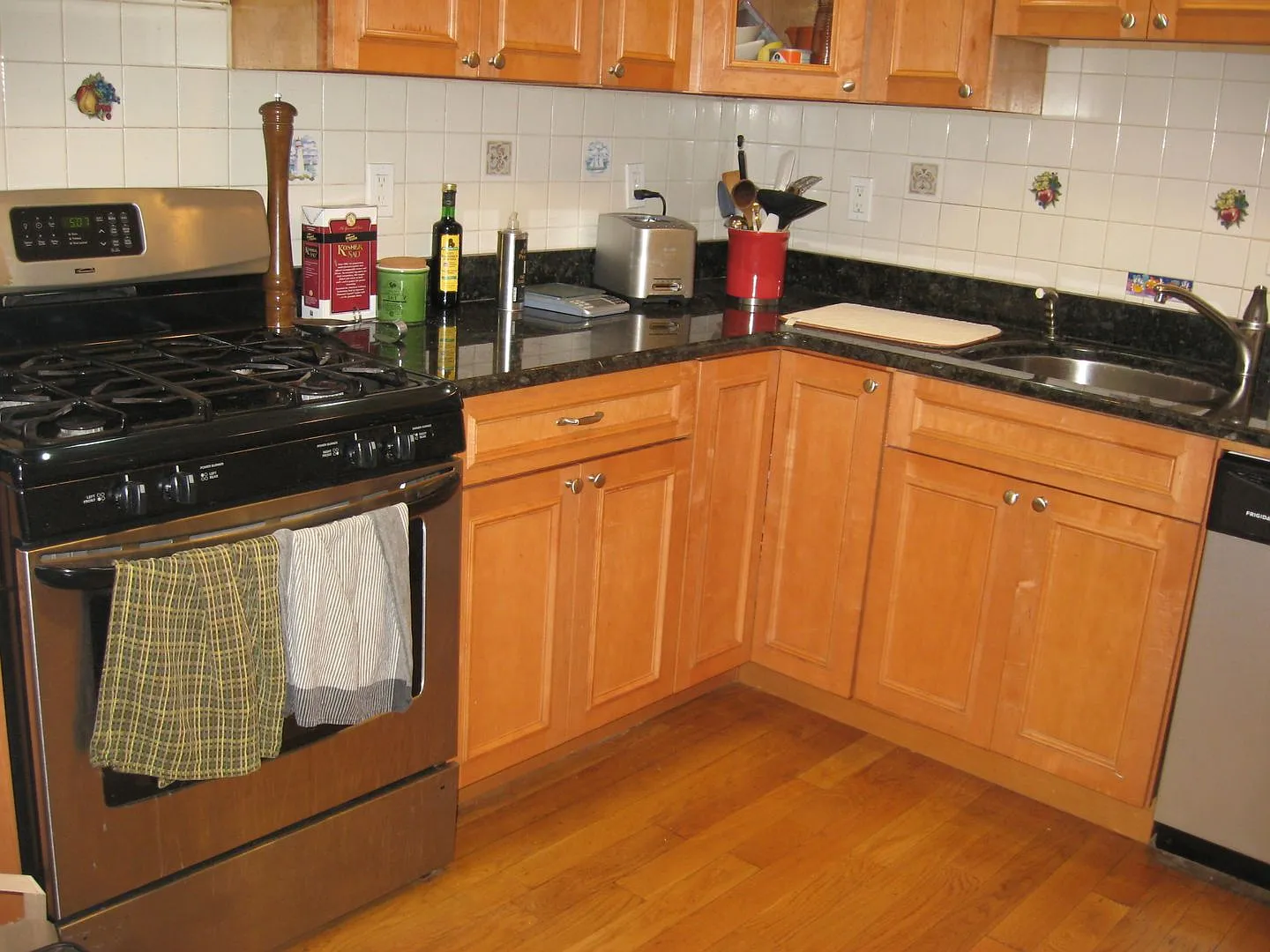 Coolidge Corner Area of Brookline, In-Unit Washer and Dryer, One Parking Space is Included — Photo 1