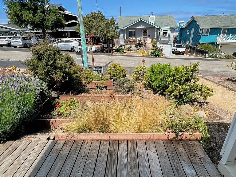 446 Tulare Ave — Photo 11
