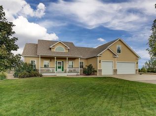 697 Antelope Dr W, Bennett, CO 80102