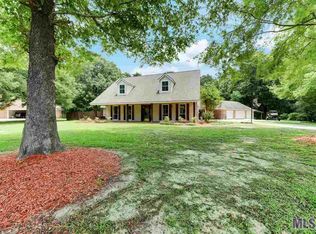 34964 Sarah Ln, Denham Springs, LA 70706