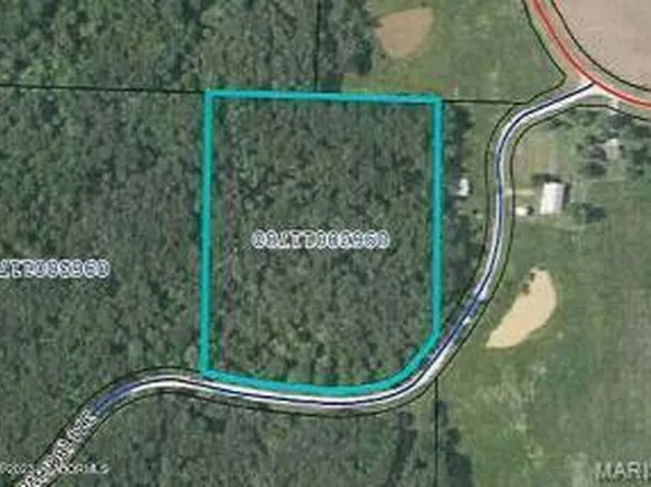 13807 Boxwood St, La Belle, MO 63447