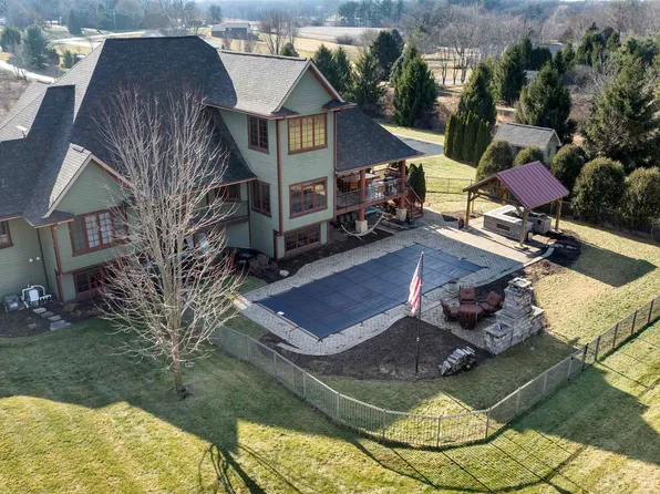 6871 Montague Rd, Rockford, IL 61102