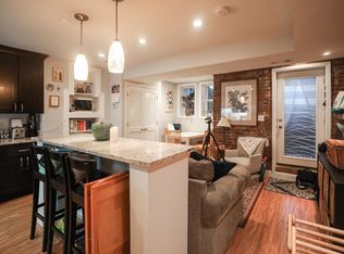 624 9th St NE #B, Washington, DC 20002
