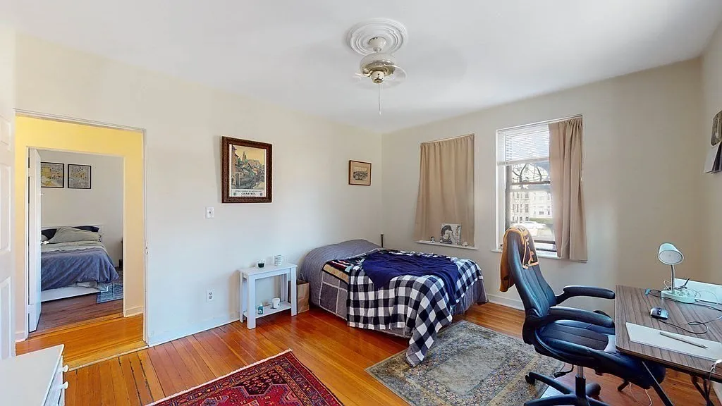 3 bed, 1580 sqft, $1,600 — Photo 2