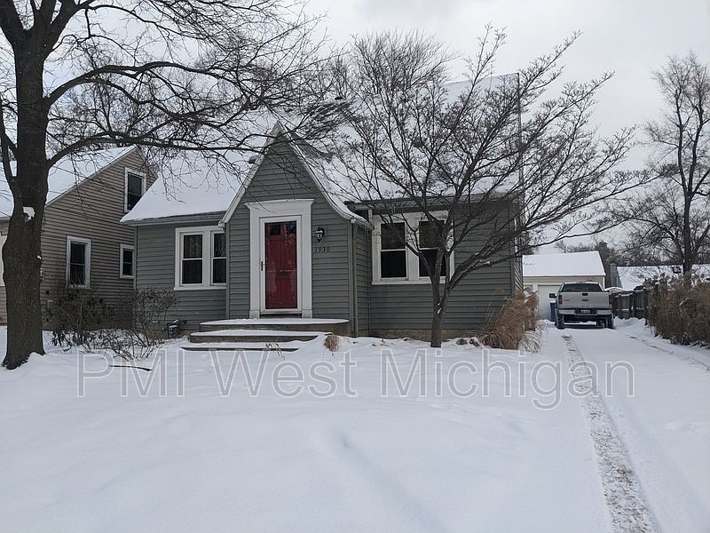1st image of 1930 Philadelphia Ave SE