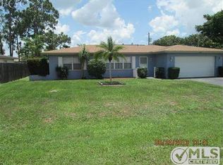 2432 Woodland Blvd, Fort Myers, FL 33907