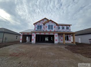 564 Curlew Dr, Ammon, ID 83401
