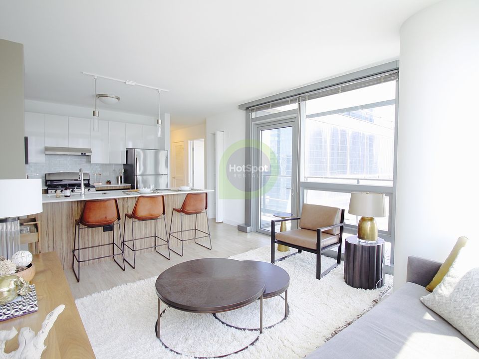 1st image of 343 W Wolf Point Plz #3/2