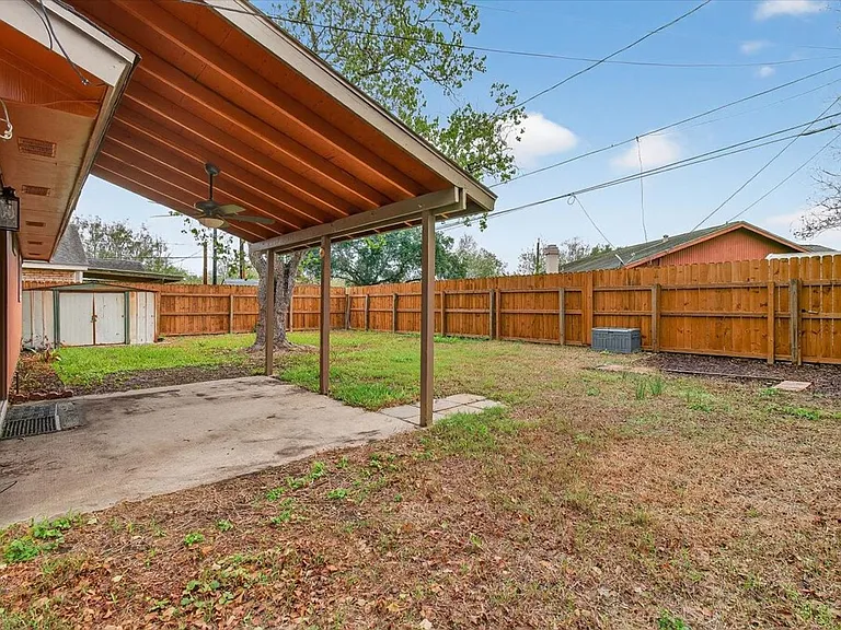 4026 Northwood Dr — Photo 34