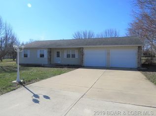 504 W 10th St, Eldon, MO 65026