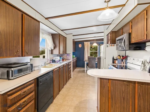 3752 Valley Dr, Helena, MT 59602