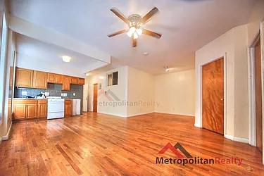 Rented by Metropolitan Realty