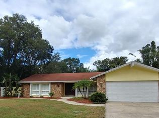 7927 Spring Valley Dr, Tampa, FL 33615