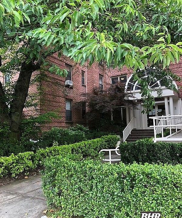 1st image of 2130 Knapp St Unit 2F