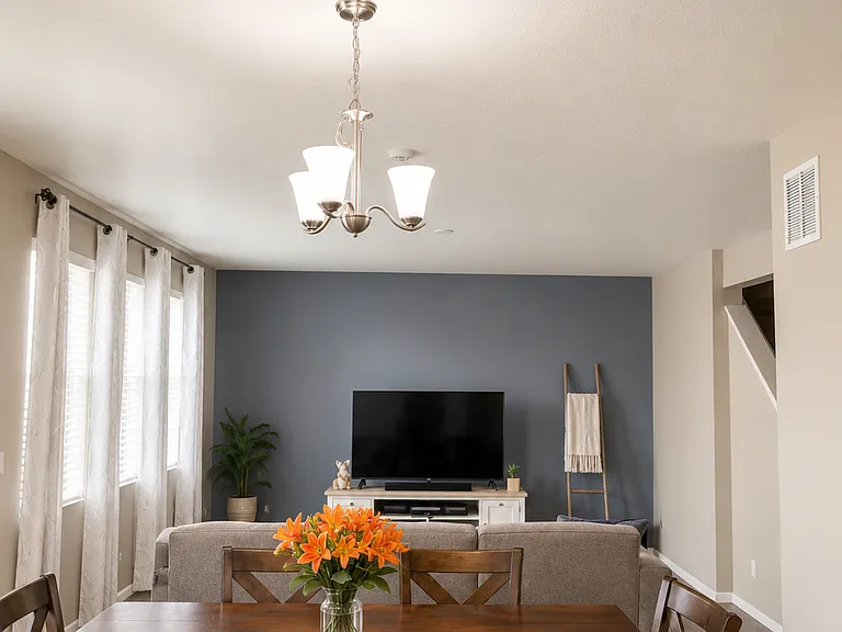 4409 S Valdai Way — Photo 3
