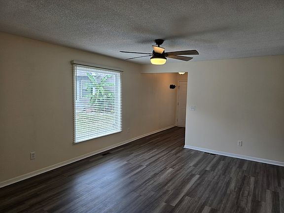 5th image of 13117 Washington Ct