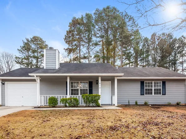915 Walnut Creek Ln, Jonesboro, GA 30238