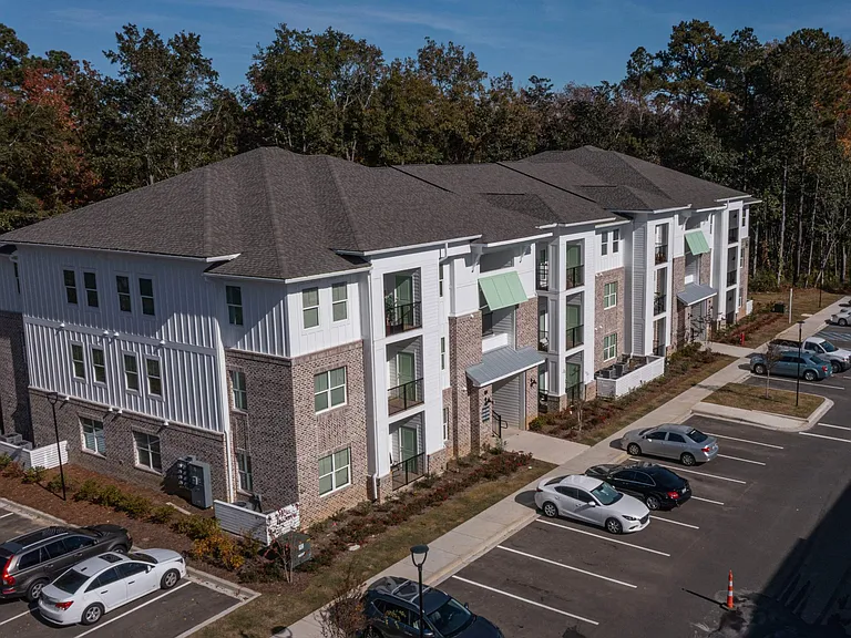 Park Circle Village Apartments — Photo 34