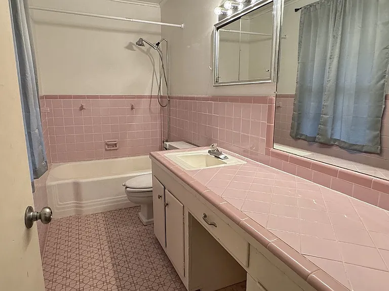 102 N Pinecrest Dr — Photo 25