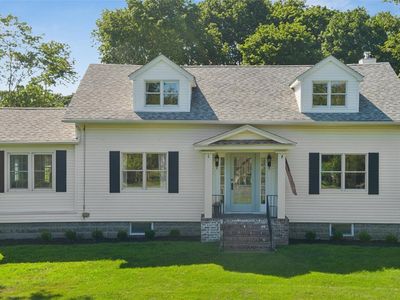 56 Lake Avenue, Center Moriches, NY, 11934