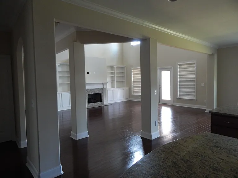 612 Wyndham Way — Photo 16