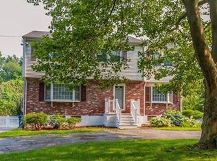 46 Mountain Rd, Burlington, MA 01803