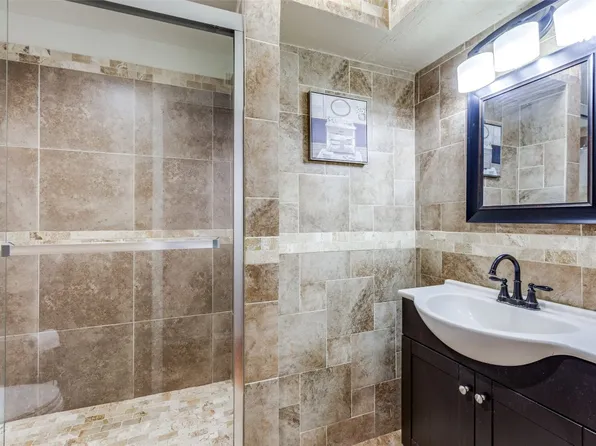 3325 High Plateau Dr, Garland, TX 75044