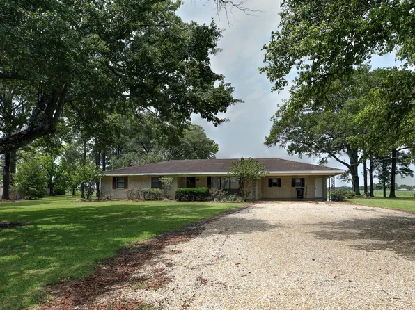901 Lake Dauterive Rd, Loreauville, LA 70552