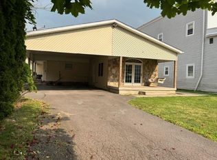 567 Washington Avenue #First Floor, Jermyn, PA 18433