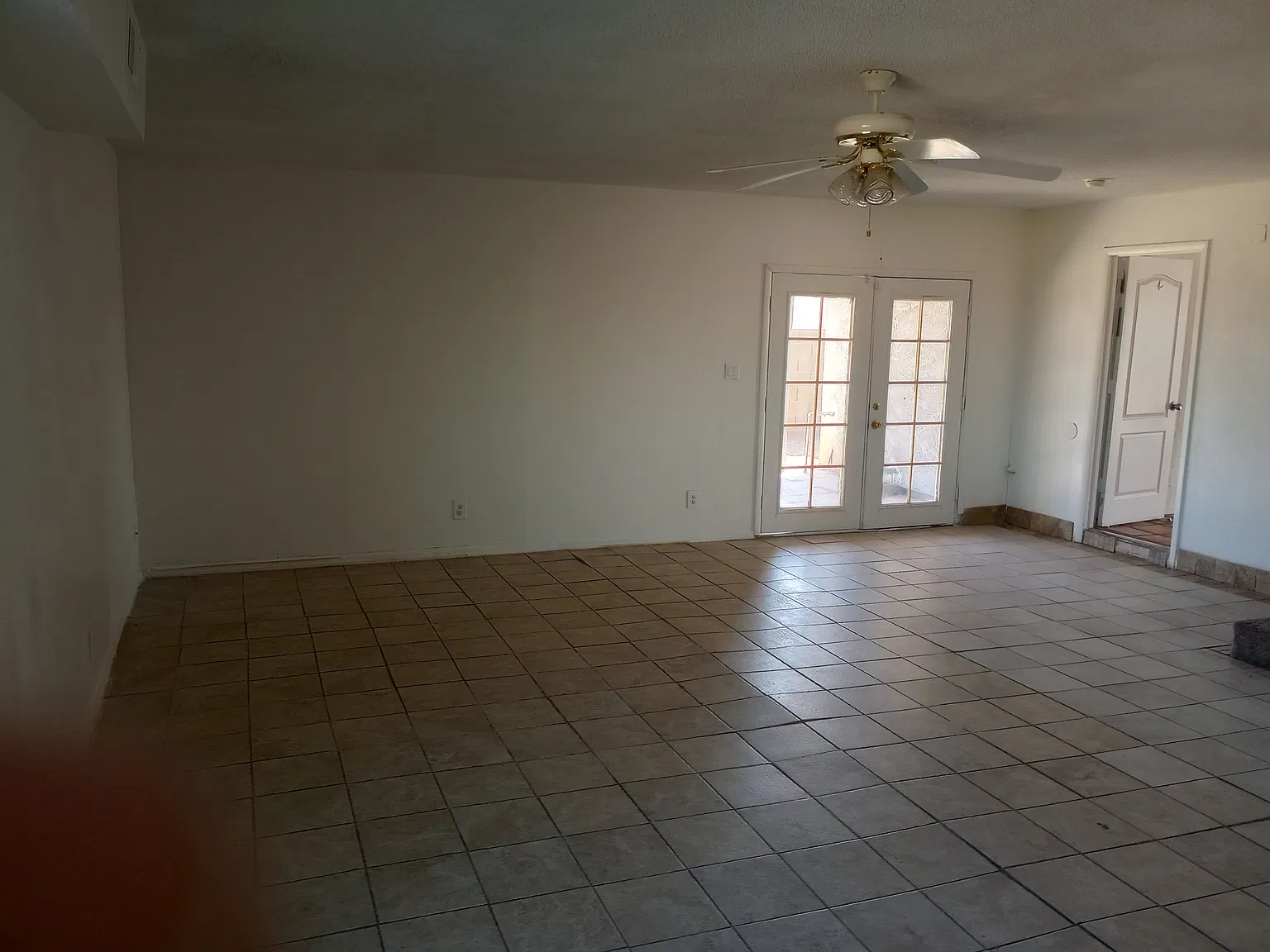 5 bed, 3454 sqft, $2,000 — Photo 3