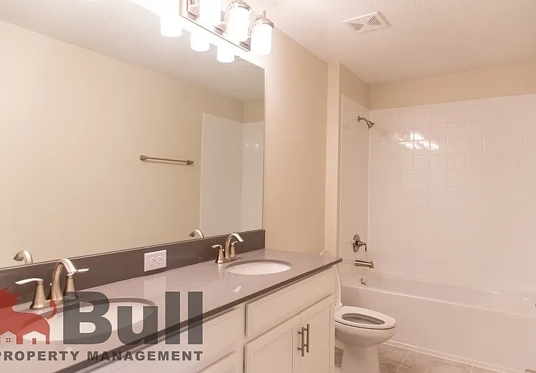 11931 Hometown Pl — Photo 19