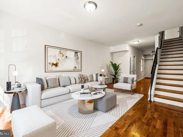 2157 N Franklin St, Philadelphia, PA 19122